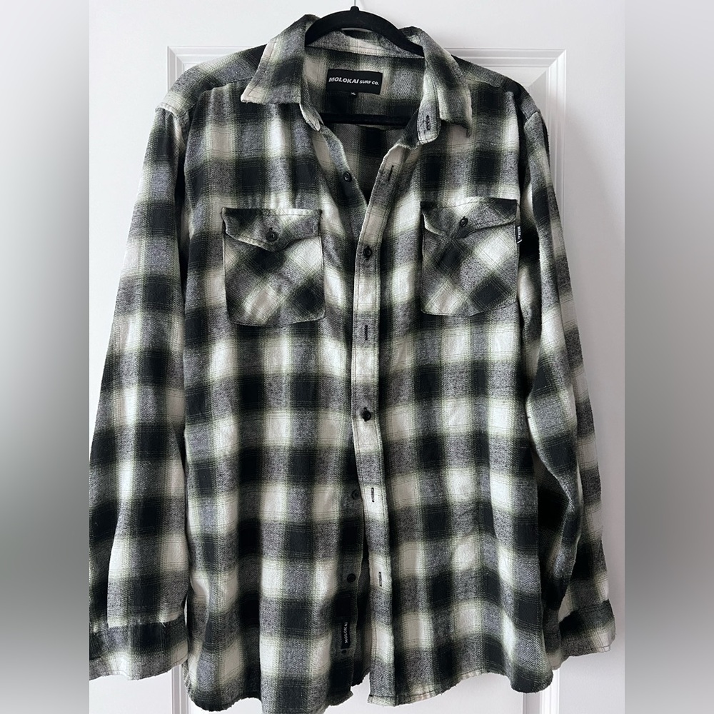 Men Black, green and white flannel shirt #flannel